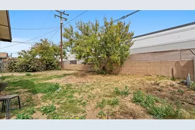 19008 Grove, Bloomington, CA 92316 - Photo 27