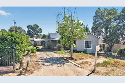 35045 Avenue C, Yucaipa, CA 92399 - Photo 3
