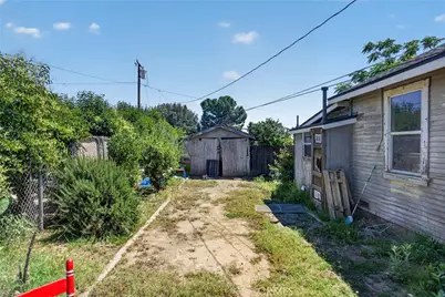 35045 Avenue C, Yucaipa, CA 92399 - Photo 5