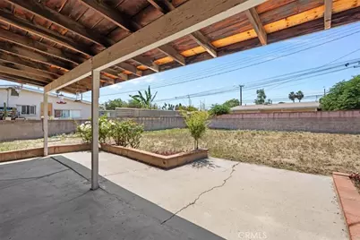 1243 Mandalay, Ontario, CA 91764 - Photo 17