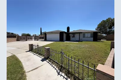 15820 Rainbow Drive, Fontana, CA 92335 - Photo 3