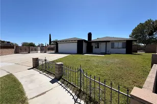 15820 Rainbow Dr, Fontana, CA 92335 - Photo 3