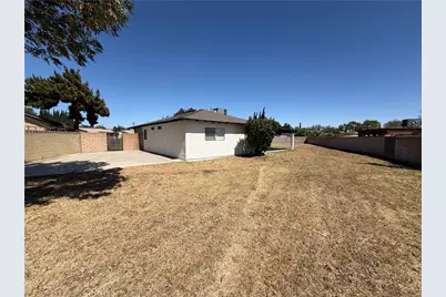 15820 Rainbow Drive, Fontana, CA 92335 - Photo 29