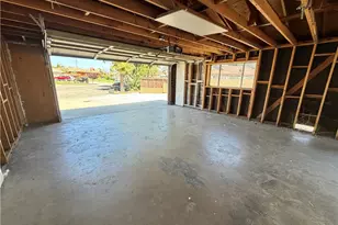 15820 Rainbow Dr, Fontana, CA 92335 - Photo 35