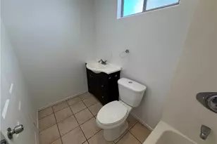 4726 Pickford St, Los Angeles, CA 90019 - Photo 37