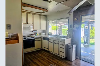 22561 Catania, Laguna Hills, CA 92653 - Photo 5