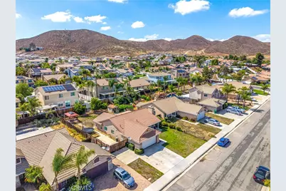 28813 Phoenix, Menifee, CA 92586 - Photo 33