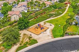 696 Avondale Dr, Corona, CA 92879 - Photo 21