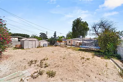 114 S Tamarisk, Rialto, CA 92376 - Photo 25