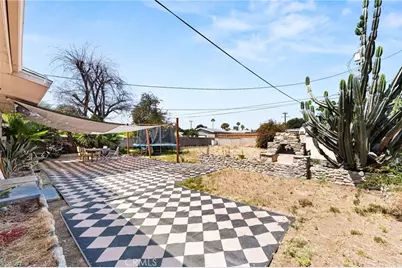 114 S Tamarisk, Rialto, CA 92376 - Photo 21