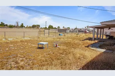 13814 Kiowa, Apple Valley, CA 92307 - Photo 3