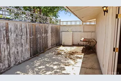13814 Kiowa, Apple Valley, CA 92307 - Photo 19