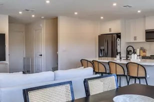 6392 Sierra Vista, Fontana, CA 92336 - Photo 7