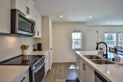 6392 Sierra Vista #5, Fontana, CA 92336 - Photo 11