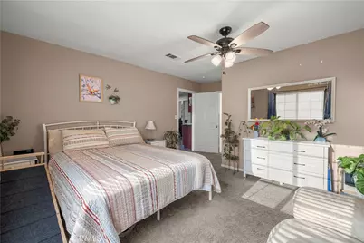 13709 4th Street, Yucaipa, CA 92399 - Photo 17