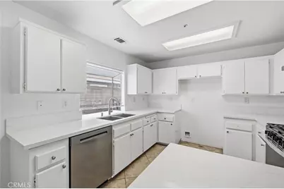 14325 Chesebro Court, Fontana, CA 92335 - Photo 13