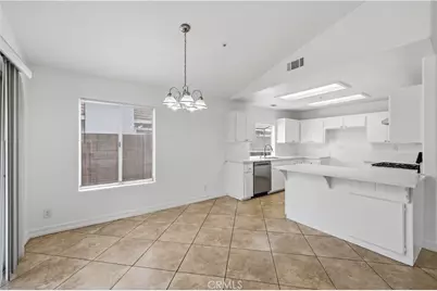 14325 Chesebro Court, Fontana, CA 92335 - Photo 11
