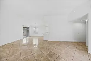 14325 Chesebro Ct, Fontana, CA 92335 - Photo 7