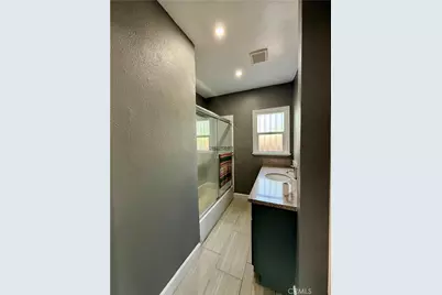 1359 E 108th, Los Angeles, CA 90059 - Photo 13