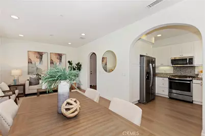 940 Heritage Court, Claremont, CA 91711 - Photo 9