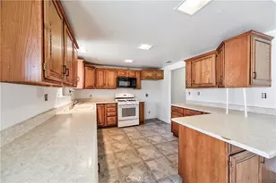 2837 Sequoia Rd, Pinon Hills, CA 92371 - Photo 23
