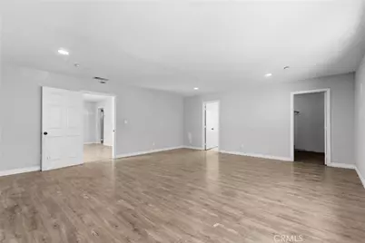 16397 Orange Way, Fontana, CA 92335 - Photo 17
