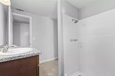 16397 Orange Way, Fontana, CA 92335 - Photo 27