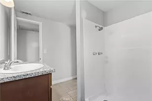 16397 Orange Way, Fontana, CA 92335 - Photo 27