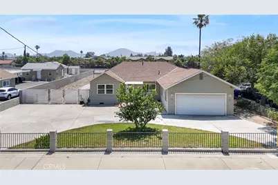 16397 Orange Way, Fontana, CA 92335 - Photo 41