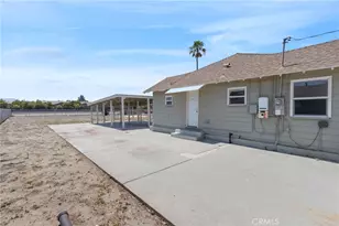 16397 Orange Way, Fontana, CA 92335 - Photo 31
