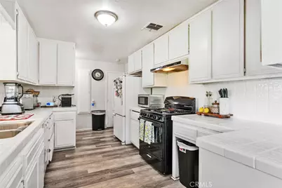 9287 Alder, Fontana, CA 92335 - Photo 13