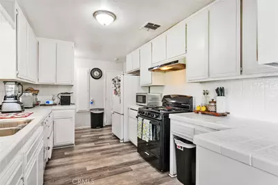 9287 Alder, Fontana, CA 92335 - Photo 15