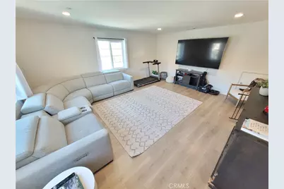 30402 Concord Coach Court, Winchester, CA 92596 - Photo 15