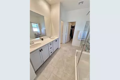 30402 Concord Coach Court, Winchester, CA 92596 - Photo 9