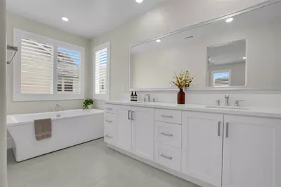 27014 Declaration, Valencia, CA 91381 - Photo 17