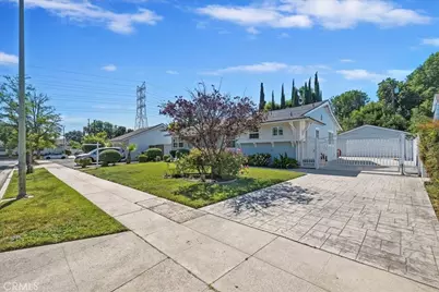 19010 Community, Northridge, CA 91324 - Photo 5