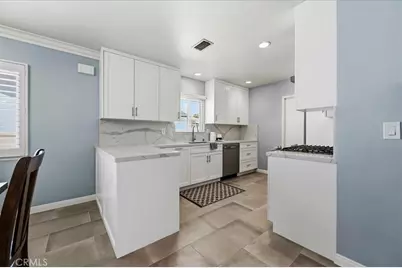 19010 Community, Northridge, CA 91324 - Photo 15
