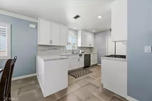 19010 Community, Northridge, CA 91324 - Photo 15