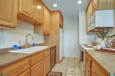 1627 Pentecost #7, San Diego, CA 92105 - Photo 5