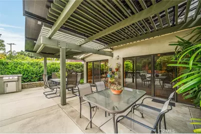 1382 Via Zurita Street, Claremont, CA 91711 - Photo 33