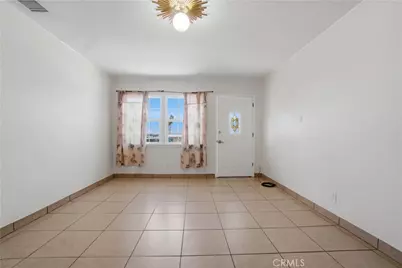 25591 Anderson, Barstow, CA 92311 - Photo 3