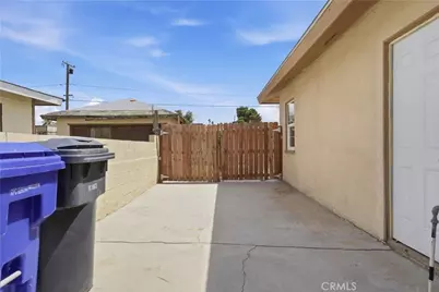 25591 Anderson, Barstow, CA 92311 - Photo 15