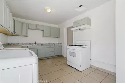 25591 Anderson, Barstow, CA 92311 - Photo 5