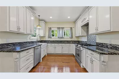 659 N Wabash Avenue, Glendora, CA 91741 - Photo 11