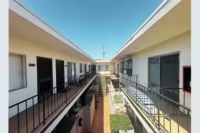 1522 S Centinela Ave #204, Los Angeles, CA 90025 - Photo 11
