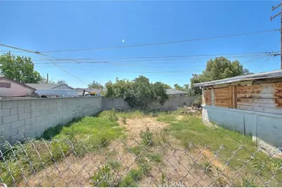 909 W Flora, Ontario, CA 91762 - Photo 27