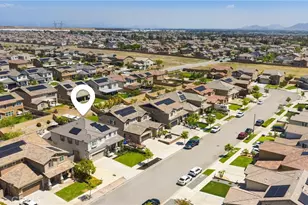 5377 Strawberry, Fontana, CA 92336 - Photo 51