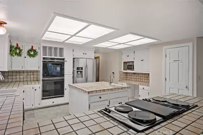 5420 Shirley, Wrightwood, CA 92397 - Photo 11