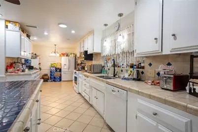 42385 Mayberry, Hemet, CA 92544 - Photo 17
