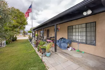 42385 Mayberry, Hemet, CA 92544 - Photo 9